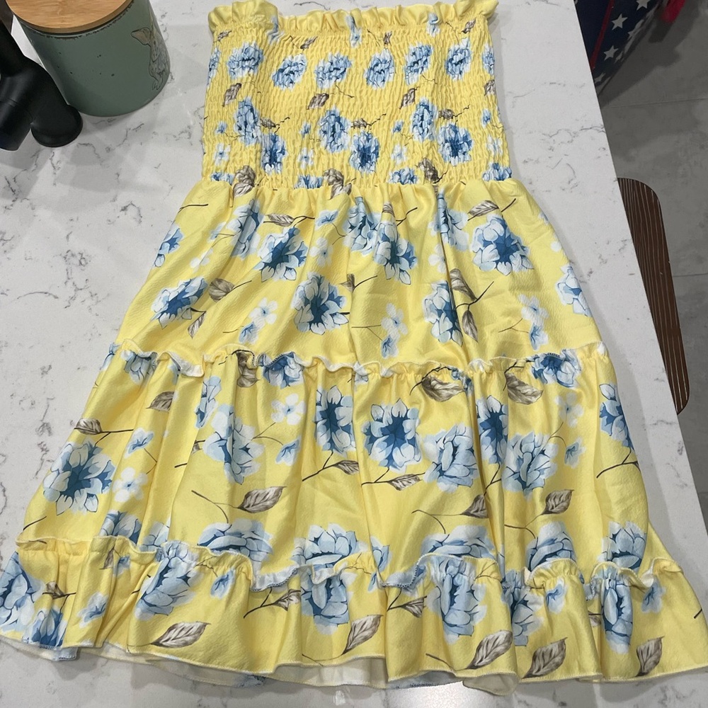 Boutique strapless dress